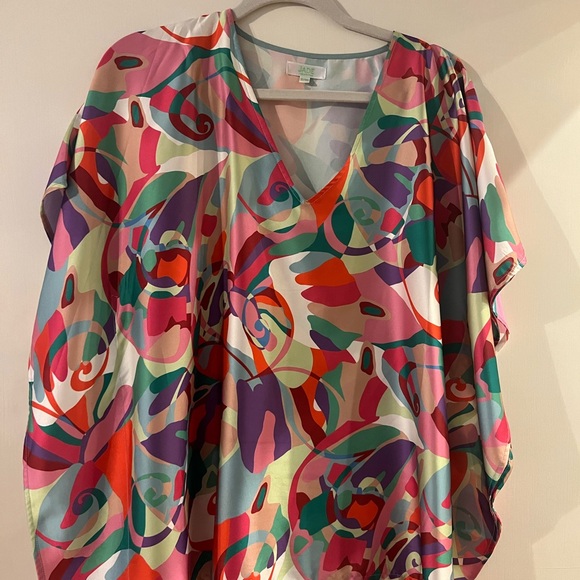 Jade Abstract Print Top - Picture 2 of 3